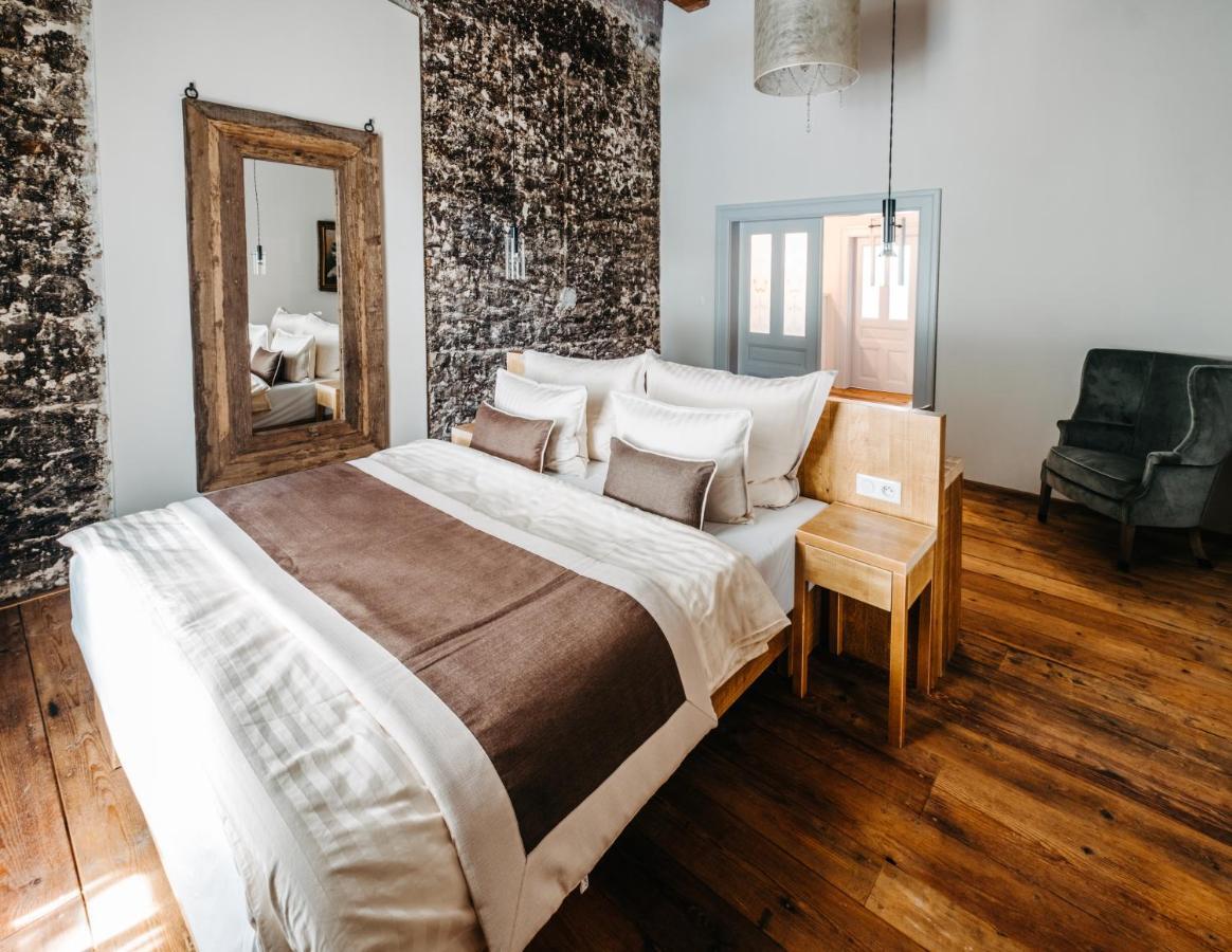 Boutique Hotel Corso Revnice ภายนอก รูปภาพ