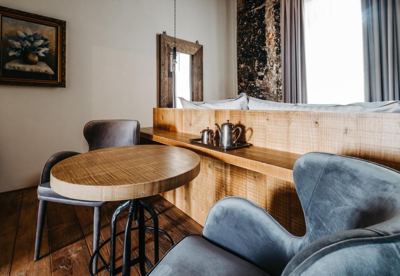 Boutique Hotel Corso Revnice ภายนอก รูปภาพ