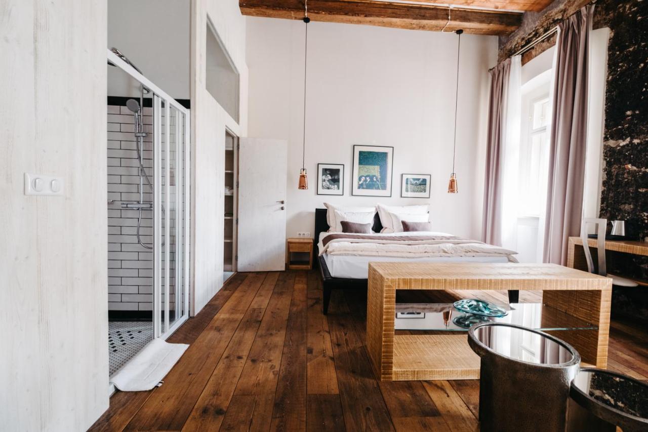 Boutique Hotel Corso Revnice ภายนอก รูปภาพ