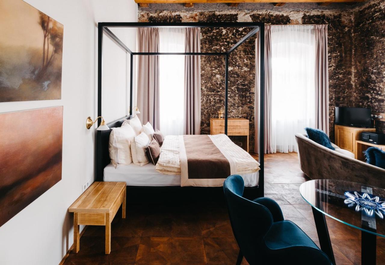 Boutique Hotel Corso Revnice ภายนอก รูปภาพ