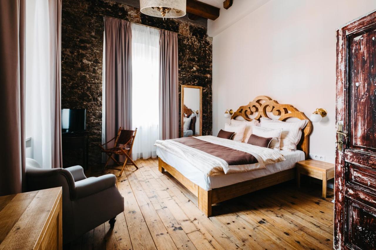 Boutique Hotel Corso Revnice ภายนอก รูปภาพ