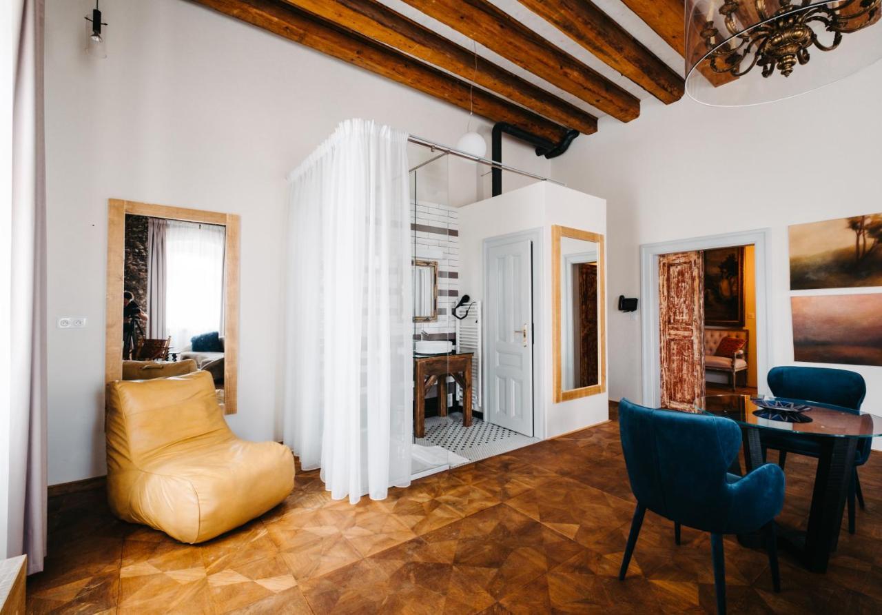 Boutique Hotel Corso Revnice ภายนอก รูปภาพ
